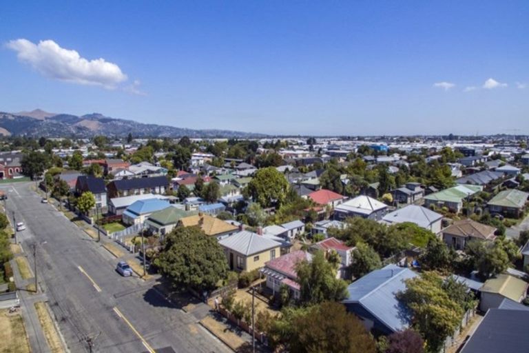 Photo of property in 33 England Street, Phillipstown, Christchurch, 8011