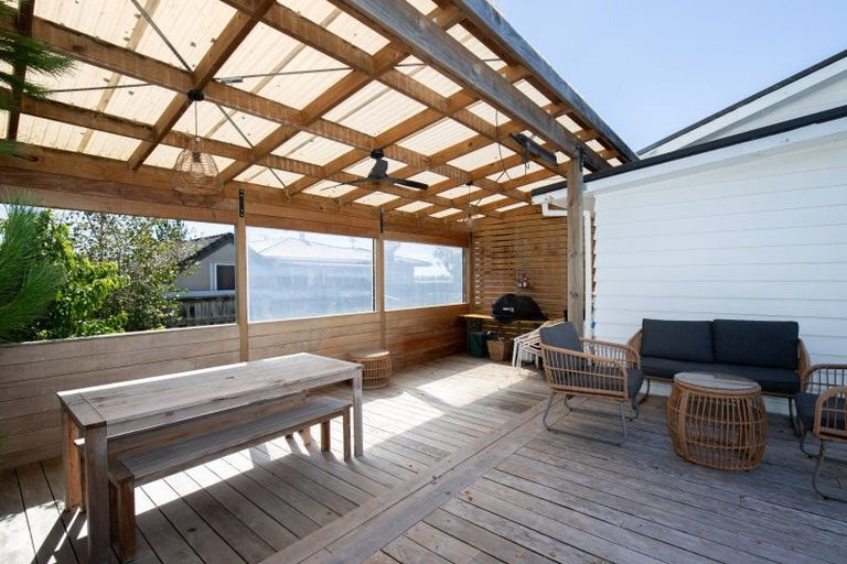 Photo of property in 30 Orchard East Road, Ngatea, 3503