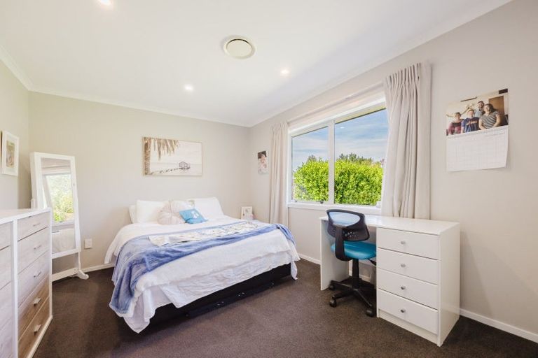 Photo of property in 21 Kyle Road, Waipukurau, 4281