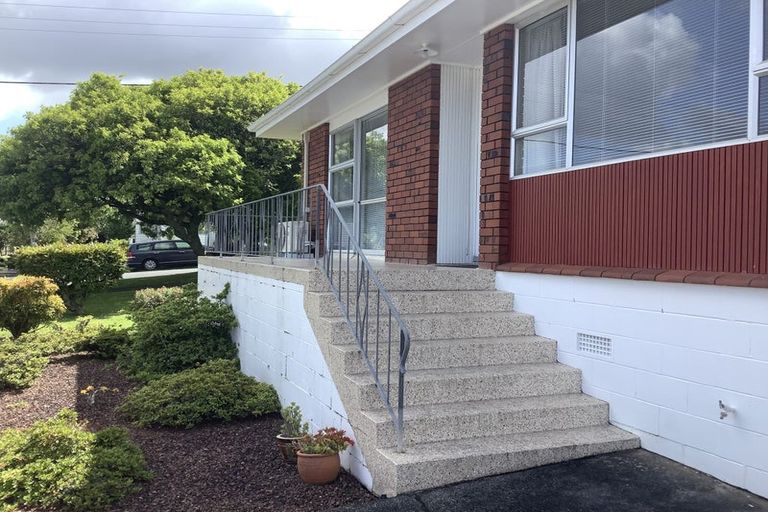 Photo of property in 1/123 Gardner Avenue, New Lynn, Auckland, 0600