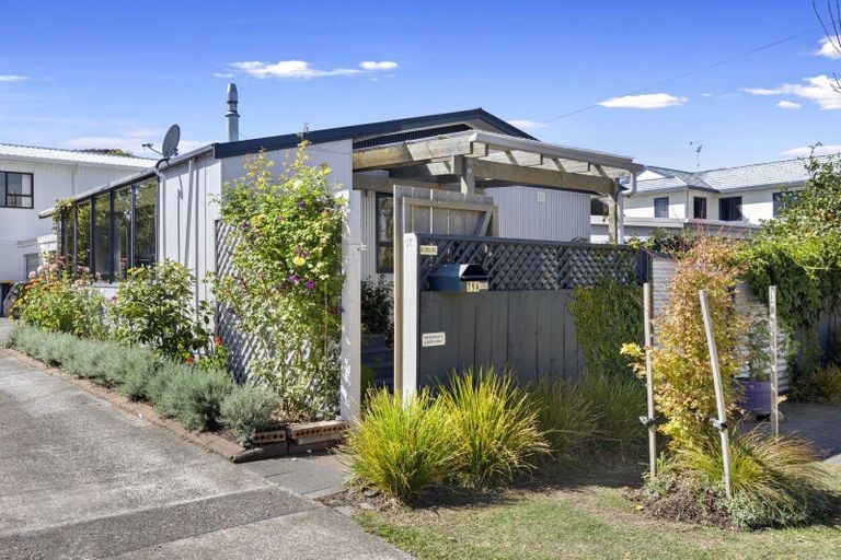 Photo of property in 79a Simpson Road, Papamoa Beach, Papamoa, 3118