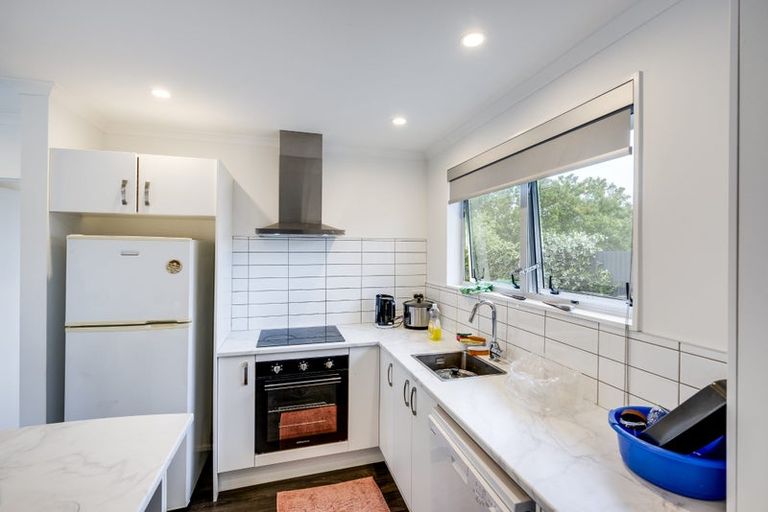 Photo of property in 11 Chester Street, Taradale, Napier, 4112