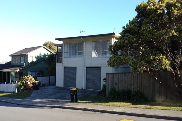 Photo of property in 25 Cortina Avenue, Johnsonville, Wellington, 6037