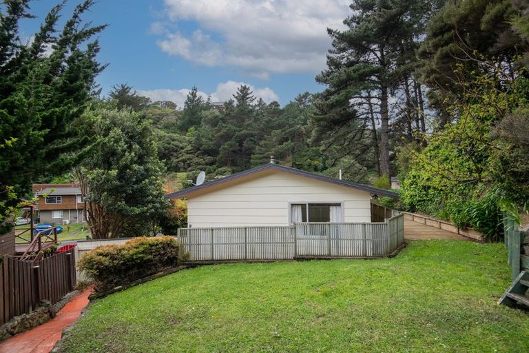 Photo of property in 42 Postgate Drive, Whitby, Porirua, 5024
