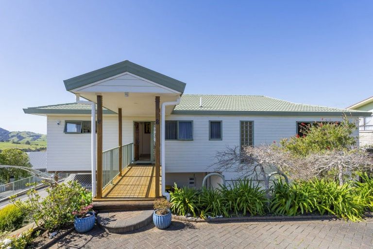 Photo of property in 8 Landel Place, Whitianga, 3510