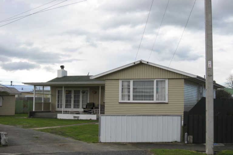 Photo of property in 15 Jones Place, Masterton, 5810