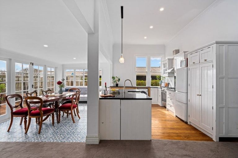 Photo of property in 36 Beaver Road, Blenheim, 7201