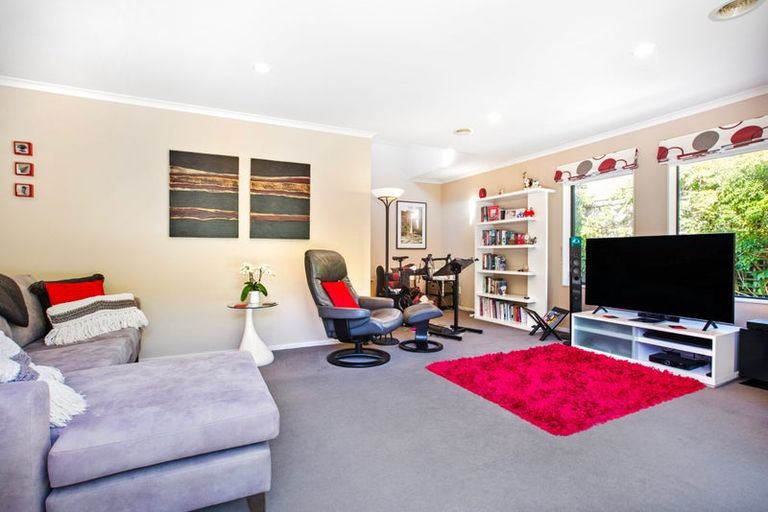 Photo of property in 53 Saint Ives Drive, Camborne, Porirua, 5026
