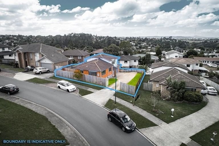 Photo of property in 12 Gordon Stanley Drive, Massey, Auckland, 0614