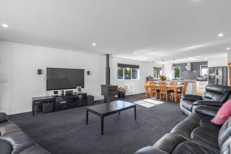 Photo of property in 120 Georgina Street, Marshland, Christchurch, 8083