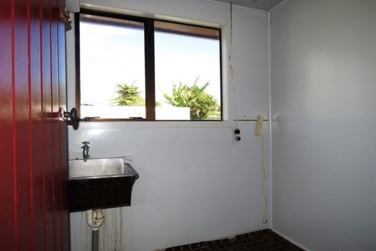 Photo of property in 26 Colvin Street, Westport, 7825