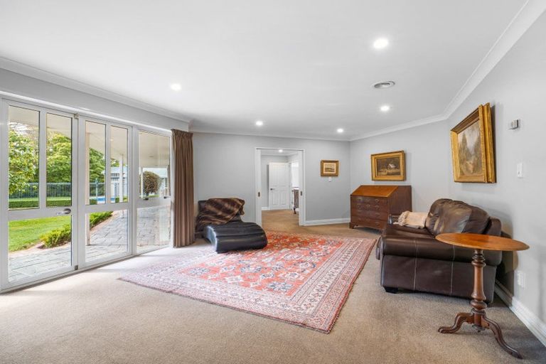 Photo of property in 86 Stanleys Road, Harewood, Christchurch, 8051