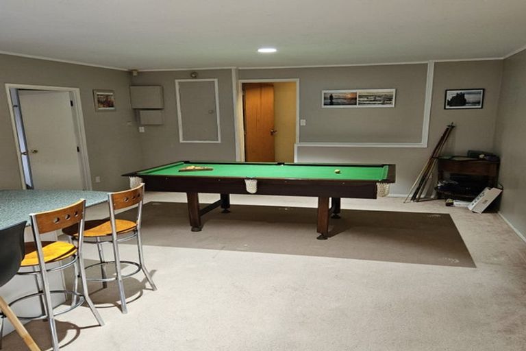 Photo of property in 24 Birman Close, Half Moon Bay, Auckland, 2012