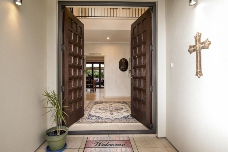 Photo of property in 110 Cyril French Drive, Flat Bush, Auckland, 2016