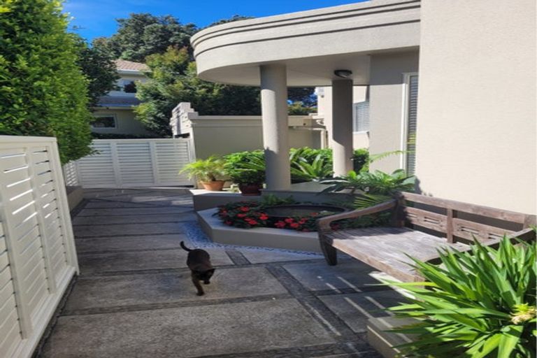 Photo of property in 2/11a Prospect Terrace, Milford, Auckland, 0620