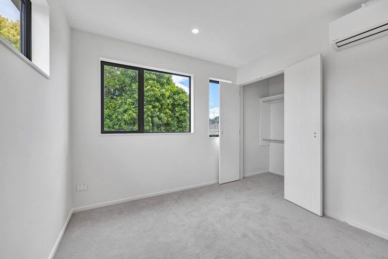 Photo of property in 345 Pakuranga Road, Pakuranga Heights, Auckland, 2010