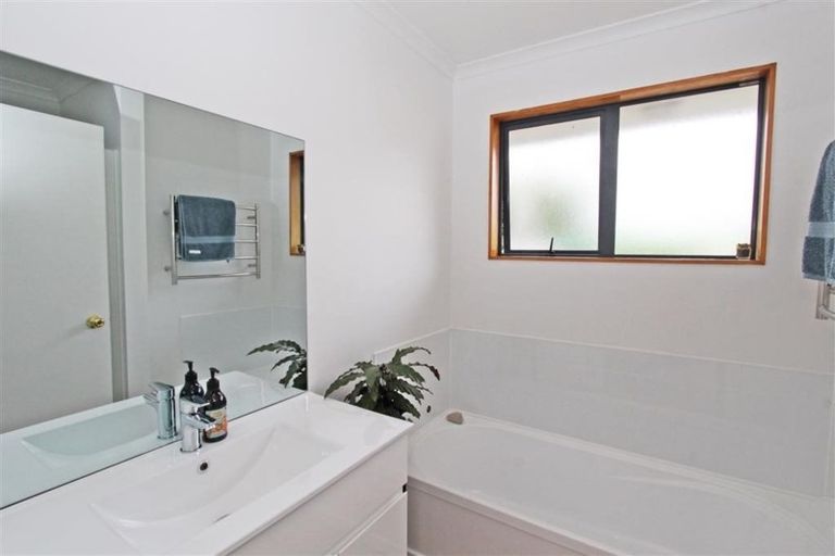 Photo of property in 15 Duffy Place, Stoke, Nelson, 7011