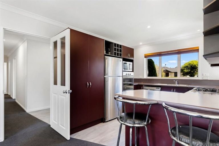 Photo of property in 10 Cathcart Crescent, Prebbleton, 7604