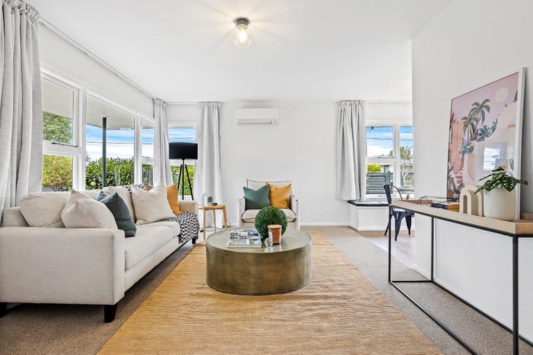 Photo of property in 1/17 Frensham Crescent, Woolston, Christchurch, 8062