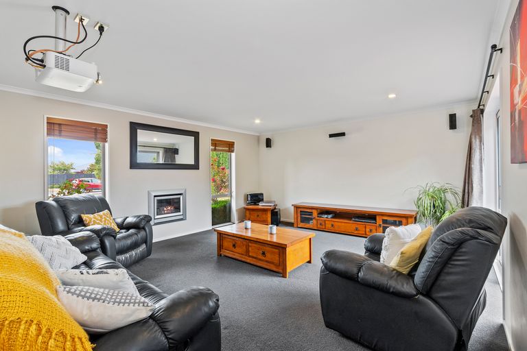 Photo of property in 19 Stationmasters Way, Prebbleton, 7604