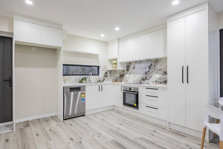 Photo of property in 7/6 Vine Street, Mangere East, Auckland, 2024