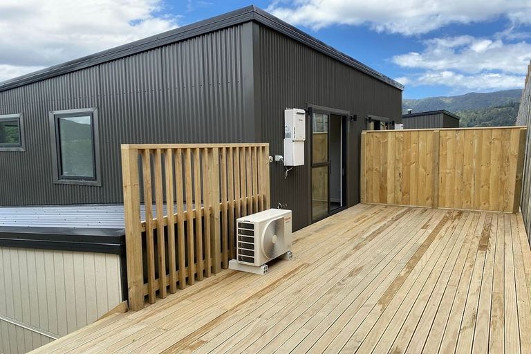 Photo of property in 10 Main Road, Wainuiomata, Lower Hutt, 5014