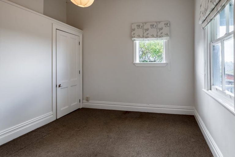 Photo of property in 55 Hutchinson Avenue, New Lynn, Auckland, 0600