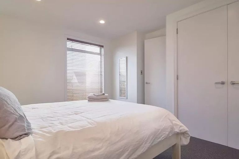 Photo of property in 8 Cheltenham Street, Merivale, Christchurch, 8014