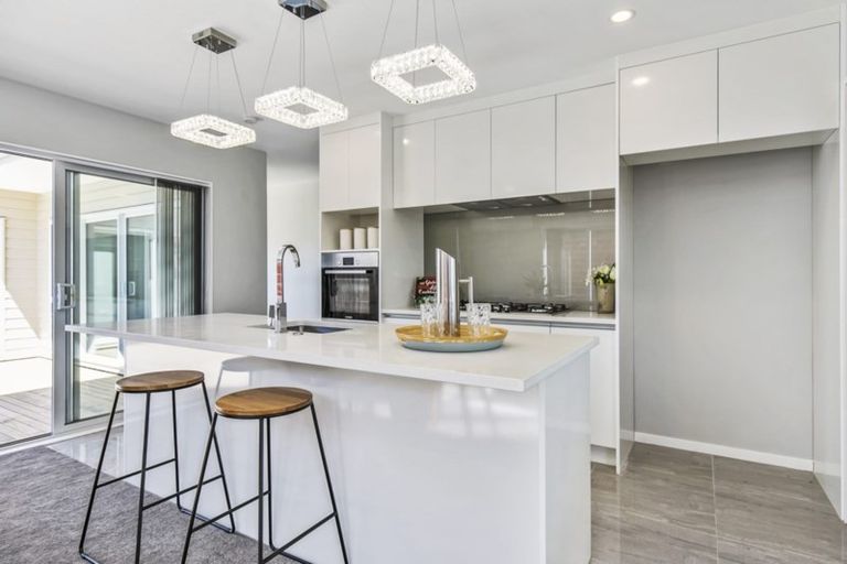 Photo of property in 33 Matata Drive, Takanini, 2112