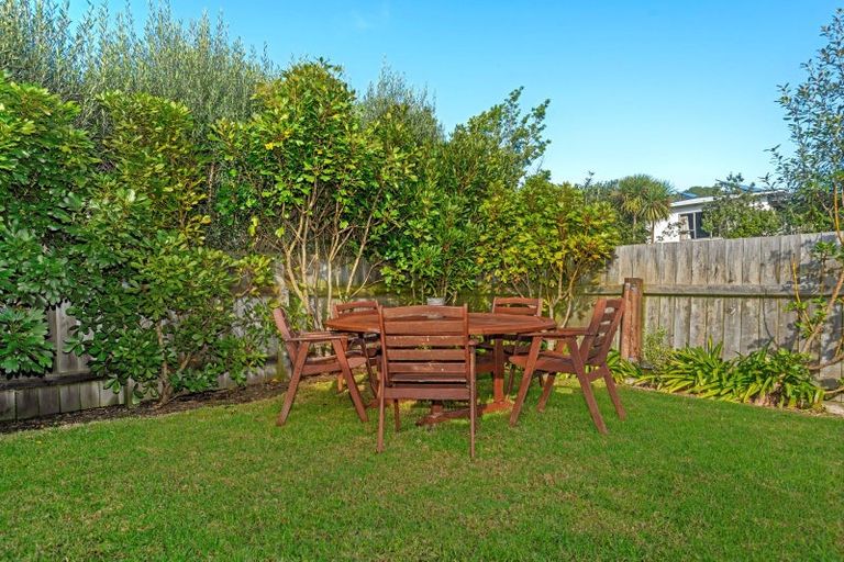 Photo of property in 13 Ratau Street, Mahia, 4198