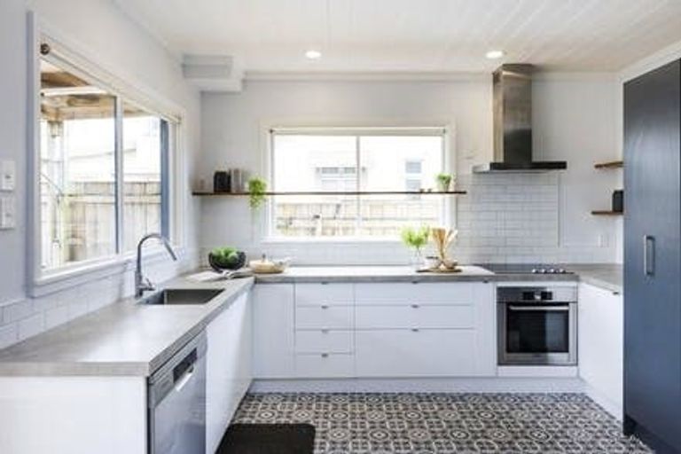 Photo of property in 31 Frederick Street, Terrace End, Palmerston North, 4410