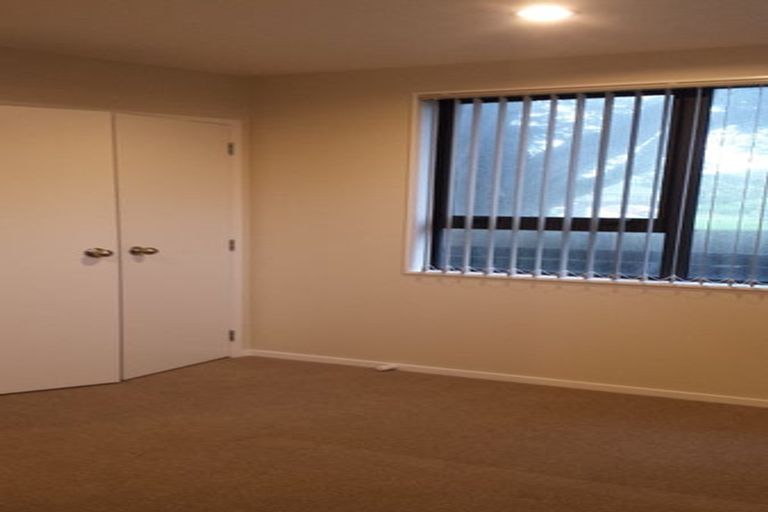 Photo of property in 5 Mcburney Place, Mangere East, Auckland, 2024
