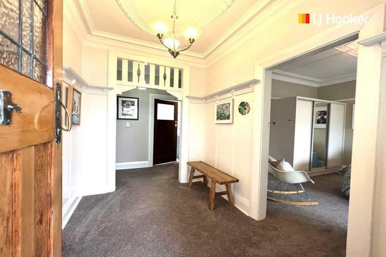 Photo of property in 64 Royal Crescent, Saint Kilda, Dunedin, 9012