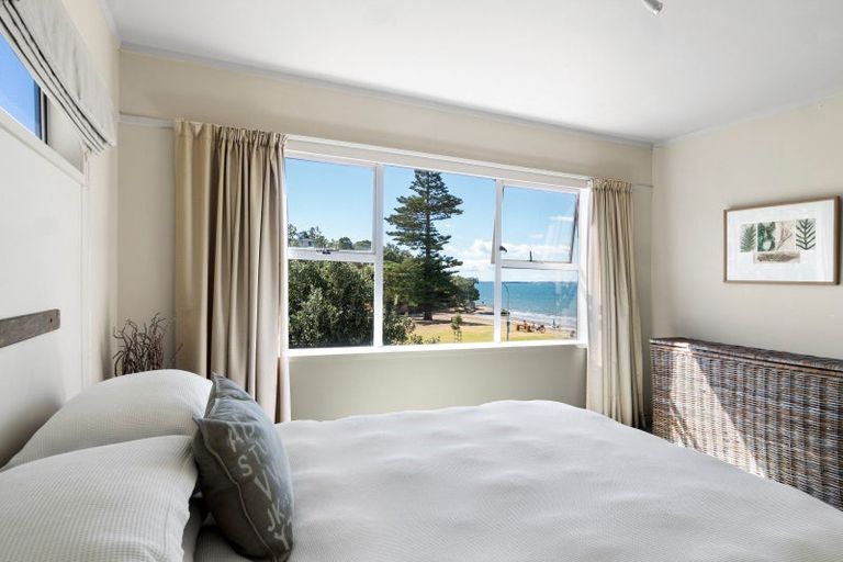 Photo of property in 58 Rothesay Bay Road, Rothesay Bay, Auckland, 0630