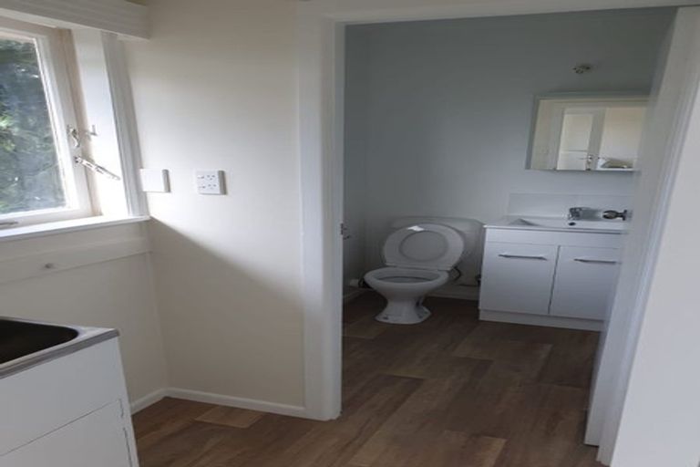 Photo of property in 2/7 Arawa Street, New Lynn, Auckland, 0600