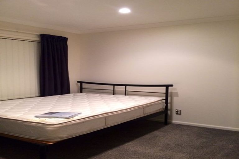 Photo of property in 5 Rosa Lane, Wigram, Christchurch, 8025