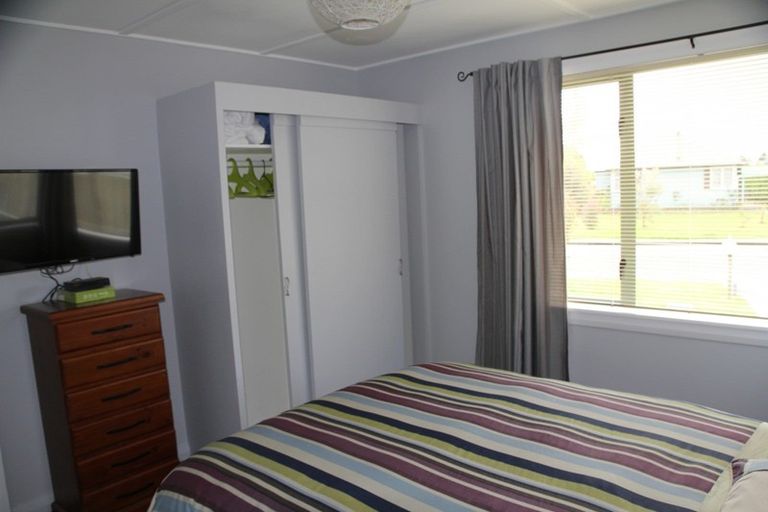 Photo of property in 56 Fonblanque Street, Westport, 7825