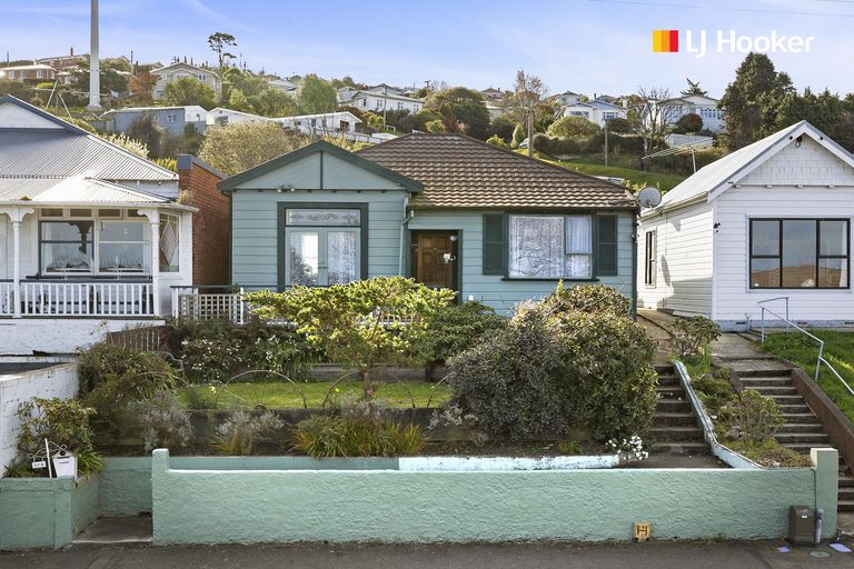 Photo of property in 174 South Road, Caversham, Dunedin, 9012