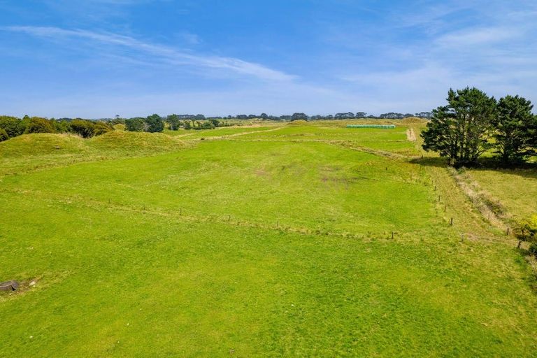 Photo of property in 955 Opua Road, Opunake, 4681