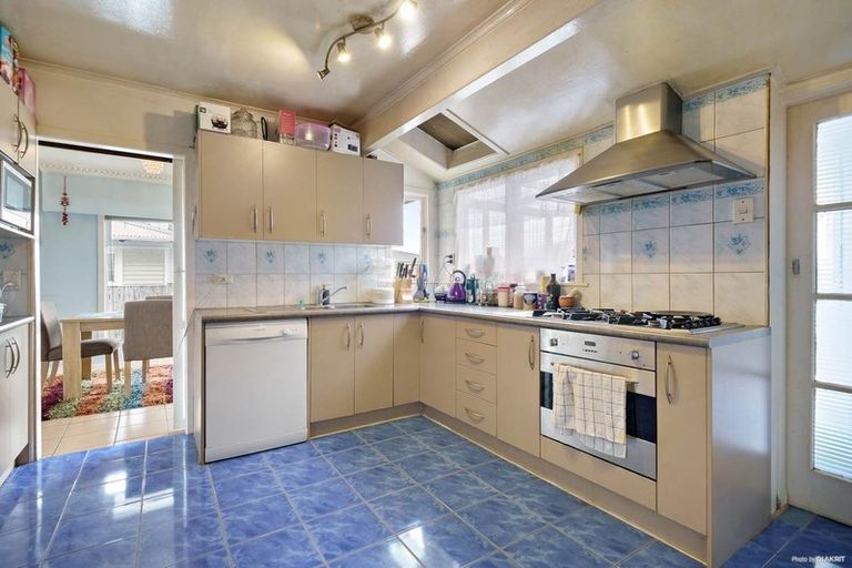 Photo of property in 14 Cornwall Road, Papatoetoe, Auckland, 2025