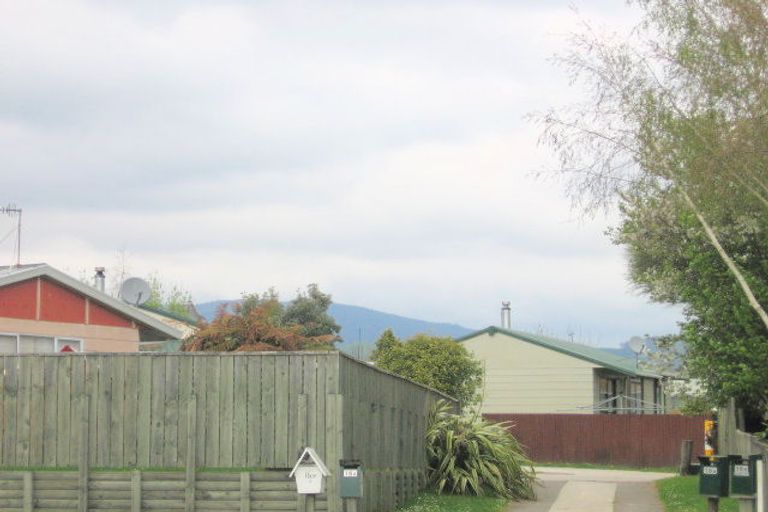 Photo of property in 16b Beech Place, Owhata, Rotorua, 3010