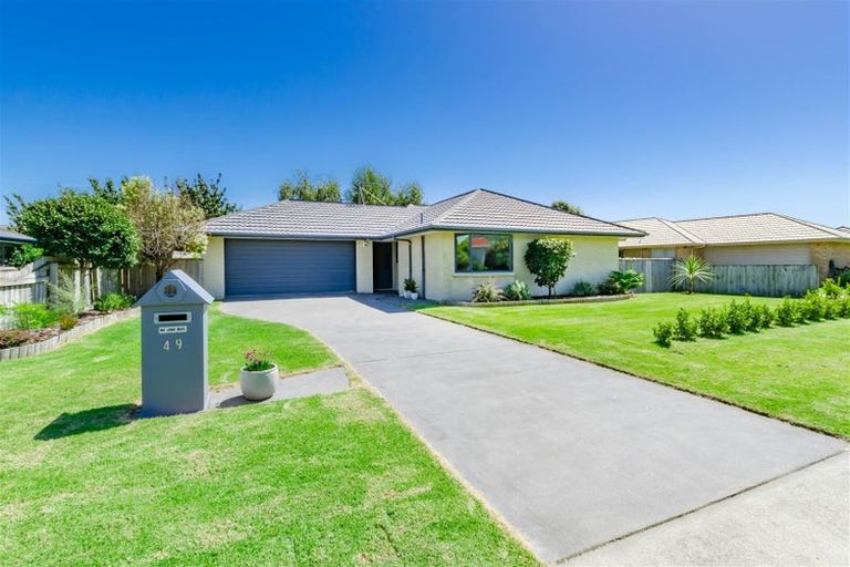 Photo of property in 49 Makarini Street, Paraparaumu, 5032