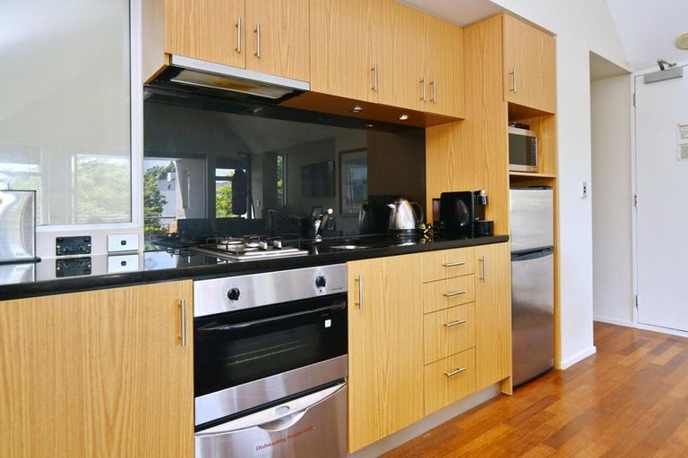 Photo of property in 8/6 Harts Creek Lane, Northwood, Christchurch, 8051