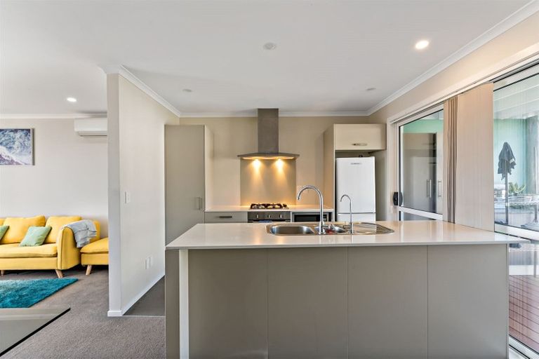 Photo of property in 36 Fernly Rise, Flat Bush, Auckland, 2019