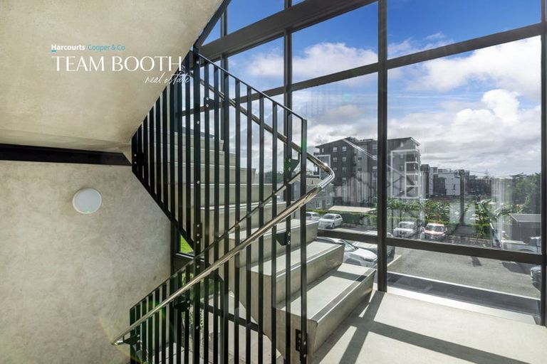 Photo of property in 109/165 Lake Road, Northcote, Auckland, 0627