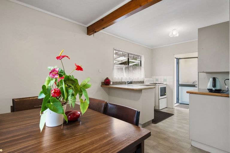 Photo of property in 33 Pohutukawa Drive, Owhata, Rotorua, 3010