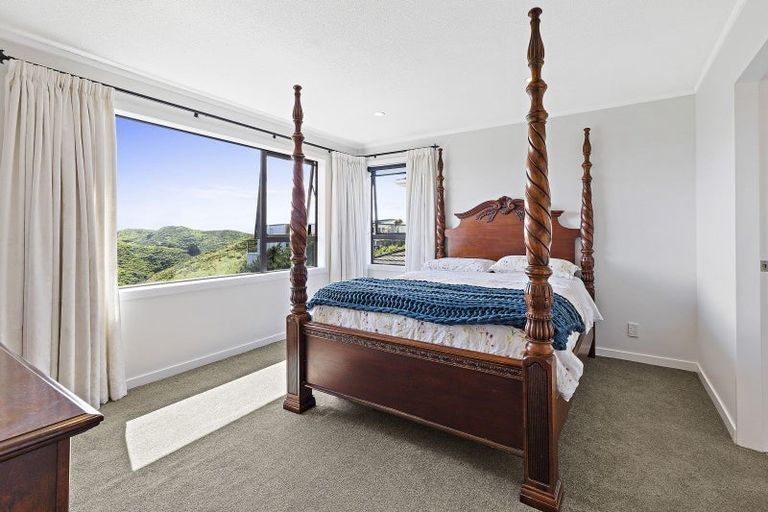 Photo of property in 10b Shastri Terrace, Khandallah, Wellington, 6035