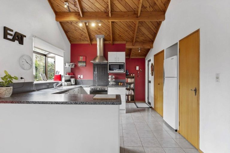 Photo of property in 54b Hinewa Road, Otumoetai, Tauranga, 3110