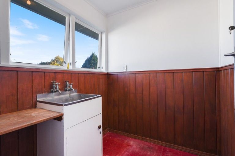 Photo of property in 58 Corlett Street, Utuhina, Rotorua, 3015