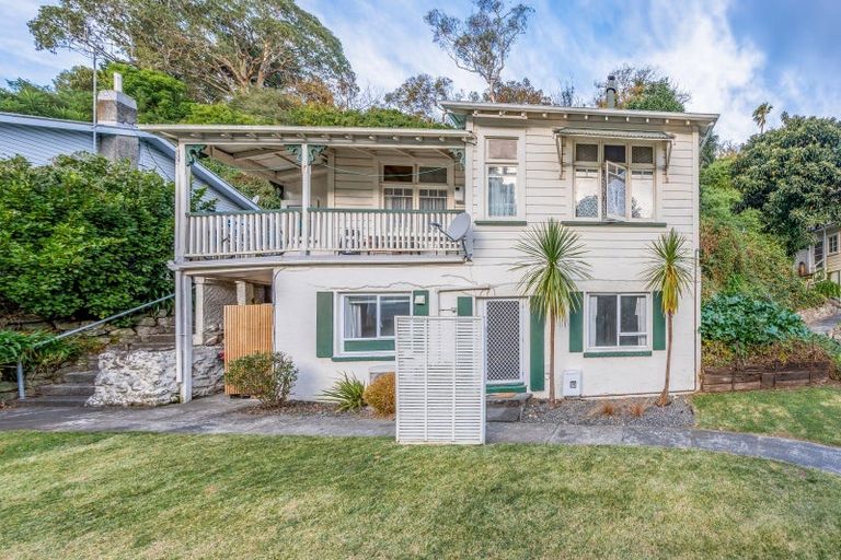 Photo of property in 39 Faraday Street, Hospital Hill, Napier, 4110